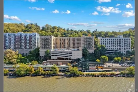 1085 Warburton Avenue Yonkers NY 10701