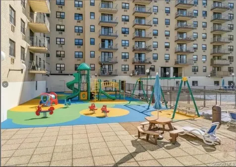 1085 Warburton Avenue Yonkers NY 10701