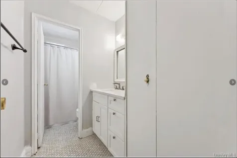1085 Warburton Avenue Yonkers NY 10701