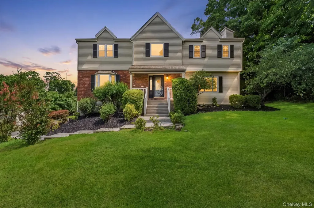 26 Sebastian Court Hopewell Junction NY 12533
