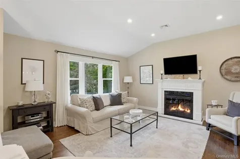 7 Gold Road Wappingers Falls NY 12590