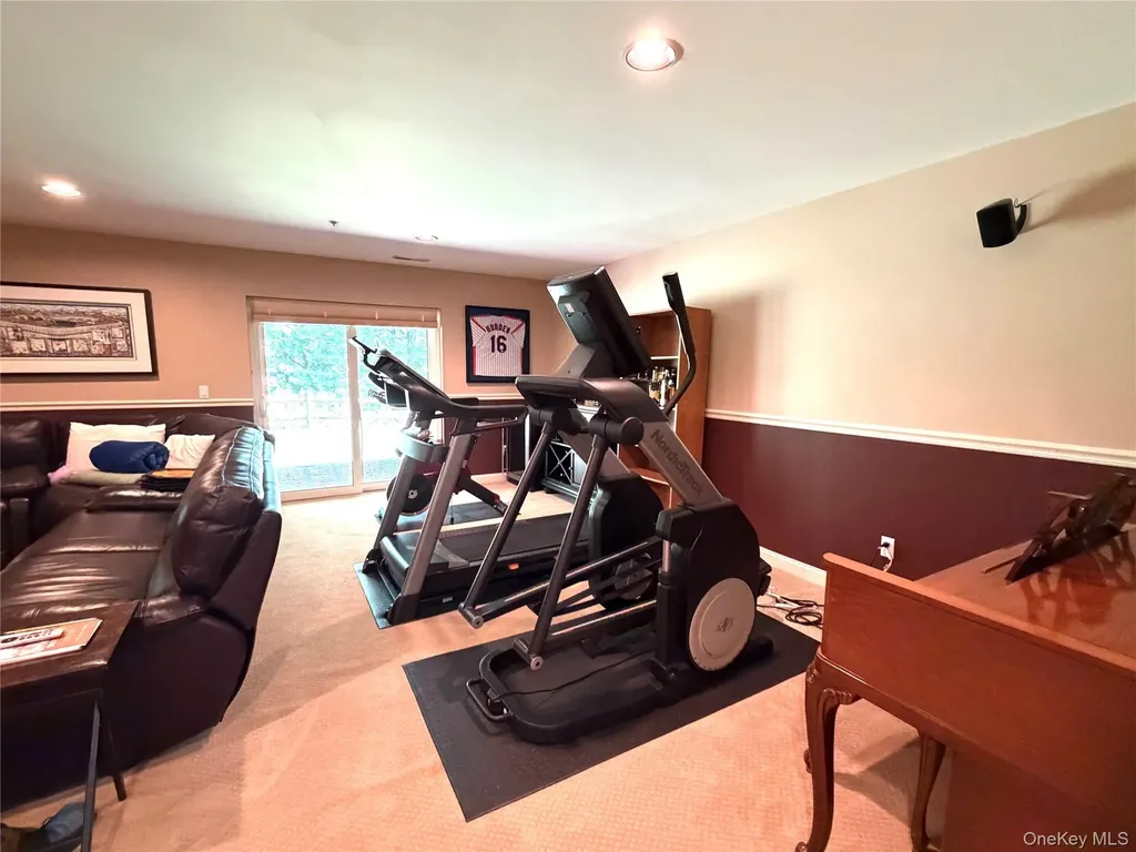 121 Winding Ridge Road 121 Winding Ridge Road White Plains NY 10603
