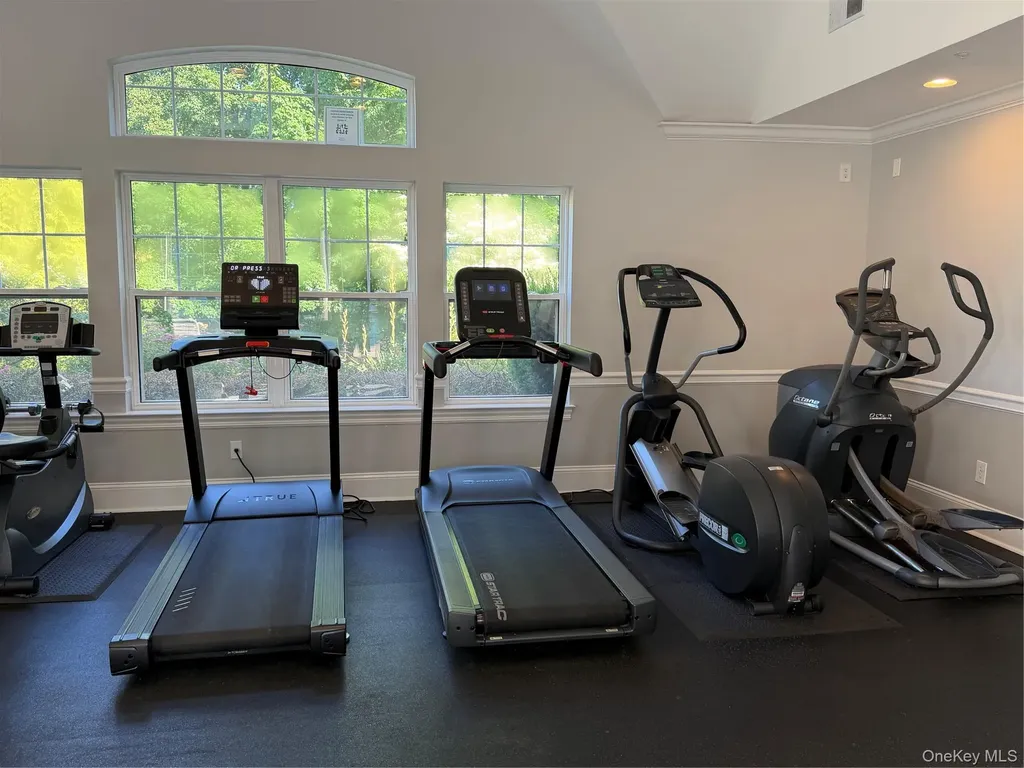 121 Winding Ridge Road 121 Winding Ridge Road White Plains NY 10603