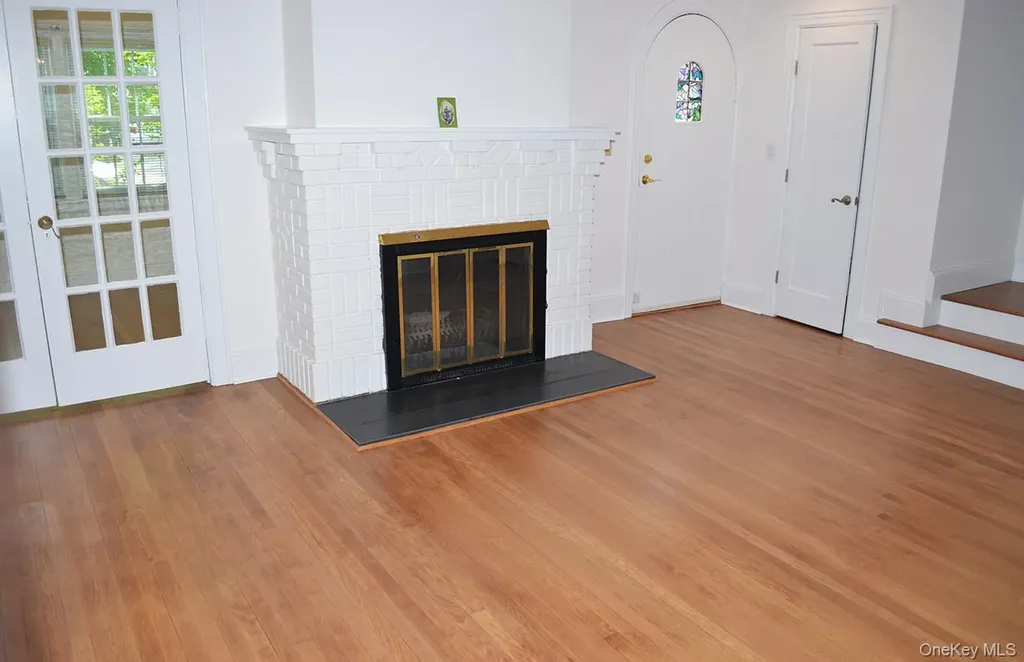 53 Ogden Avenue White Plains NY 10605