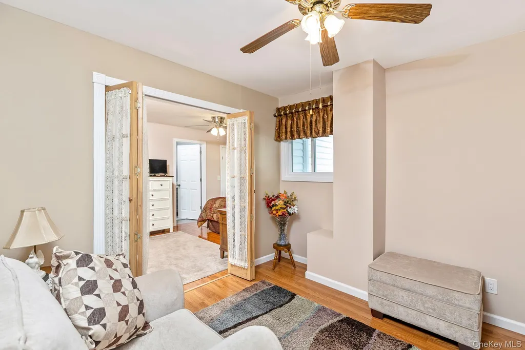 276 Parkway Drive Calverton NY 11933