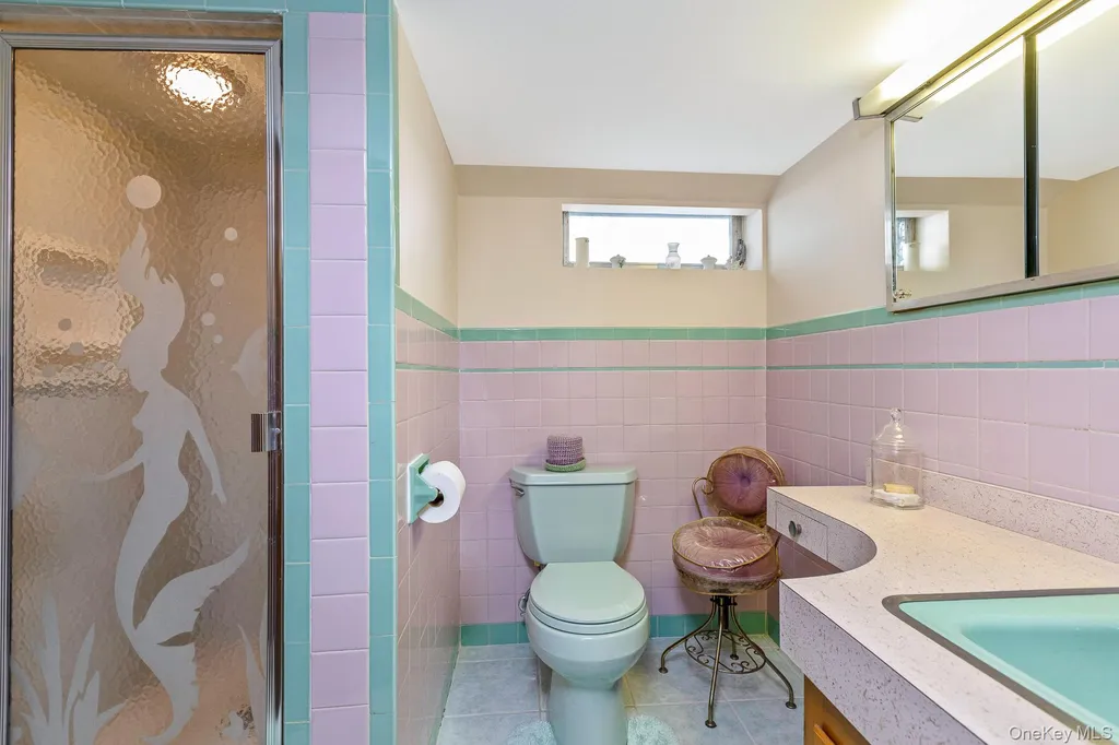 276 Parkway Drive Calverton NY 11933