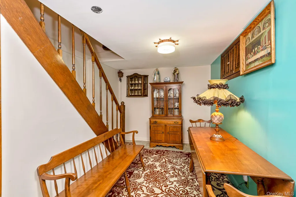276 Parkway Drive Calverton NY 11933
