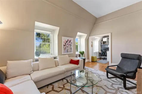 2 Alden Place Bronxville NY 10708