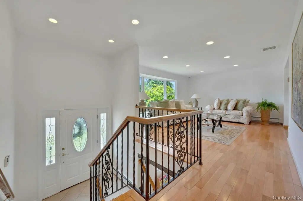 100 Neptune Avenue New Rochelle NY 10805