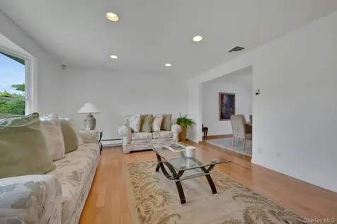 100 Neptune Avenue New Rochelle NY 10805