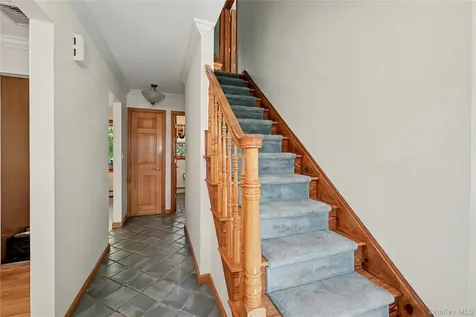 114 Fairfax Avenue Hawthorne NY 10532