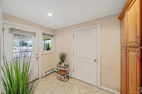 52 Eastlake Avenue Massapequa Park NY 11762