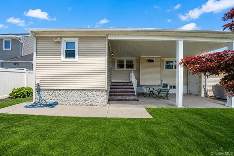 52 Eastlake Avenue Massapequa Park NY 11762