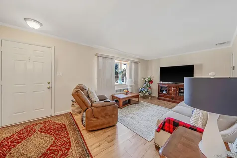 52 Eastlake Avenue Massapequa Park NY 11762