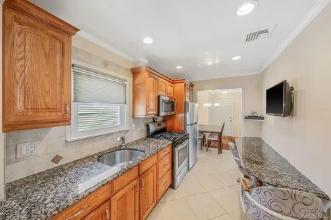 52 Eastlake Avenue Massapequa Park NY 11762