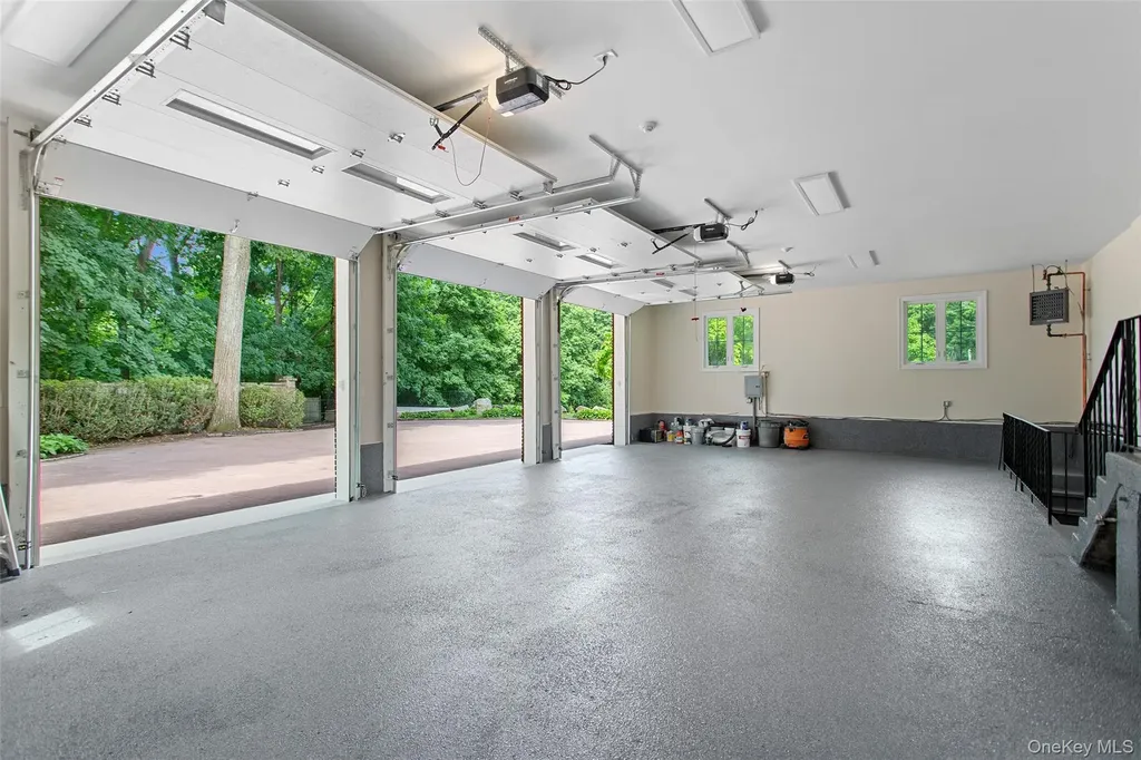 736 Croton Lake Road Bedford Corners NY 10549