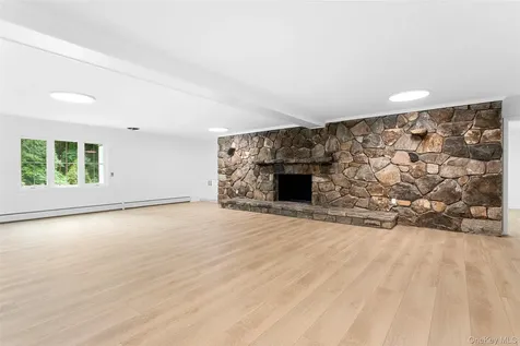 736 Croton Lake Road Bedford Corners NY 10549