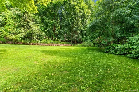 736 Croton Lake Road Bedford Corners NY 10549