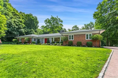 736 Croton Lake Road Bedford Corners NY 10549