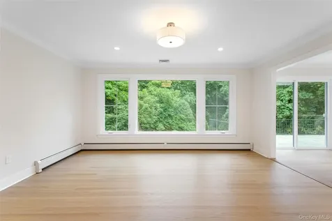 736 Croton Lake Road Bedford Corners NY 10549