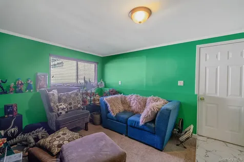 23 Ehler Street Brentwood NY 11717