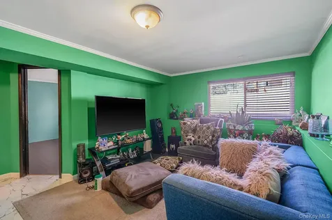 23 Ehler Street Brentwood NY 11717