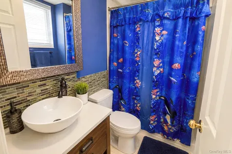 23 Ehler Street Brentwood NY 11717