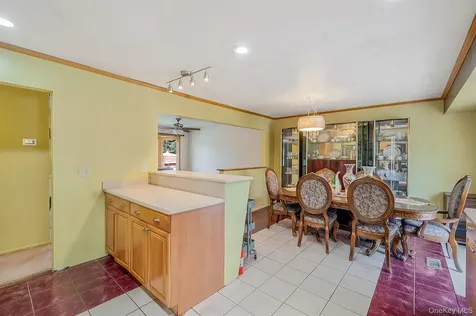 23 Ehler Street Brentwood NY 11717