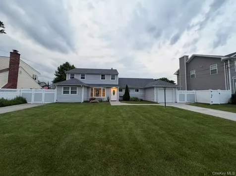 40 Relda Street Plainview NY 11803