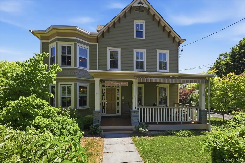 5 West Street Marlboro NY 12542