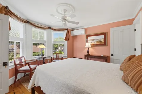 5 West Street Marlboro NY 12542