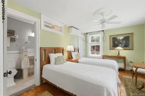 5 West Street Marlboro NY 12542