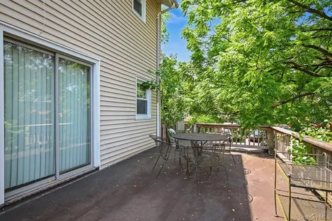 280 W Post Road White Plains NY 10606
