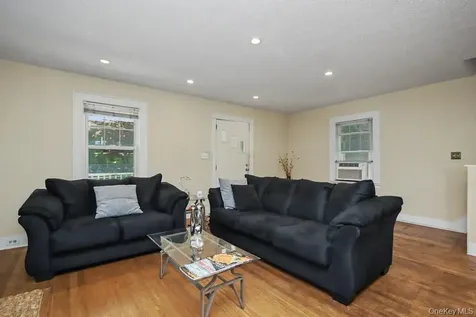 280 W Post Road White Plains NY 10606