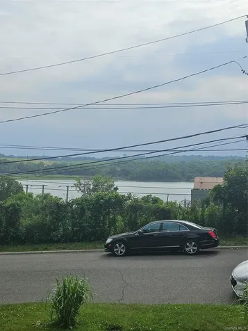 14 Rams Hill Road Glenwood Landing NY 11757