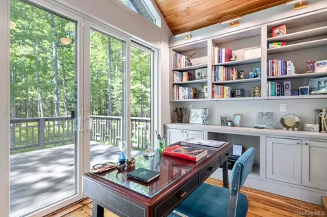 56 Lauren Court Woodstock NY 12401