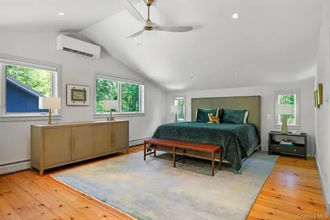 56 Lauren Court Woodstock NY 12401