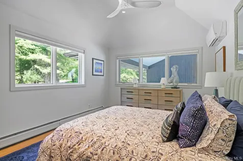 56 Lauren Court Woodstock NY 12401
