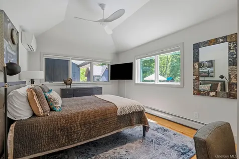 56 Lauren Court Woodstock NY 12401