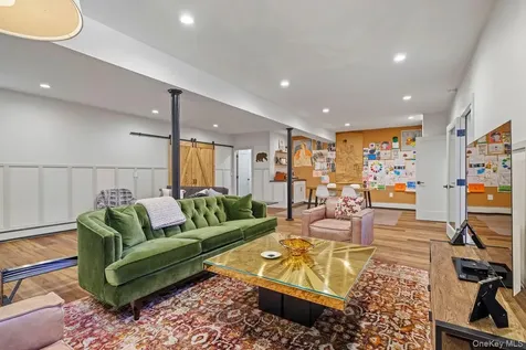 56 Lauren Court Woodstock NY 12401