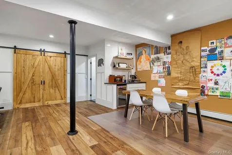 56 Lauren Court Woodstock NY 12401