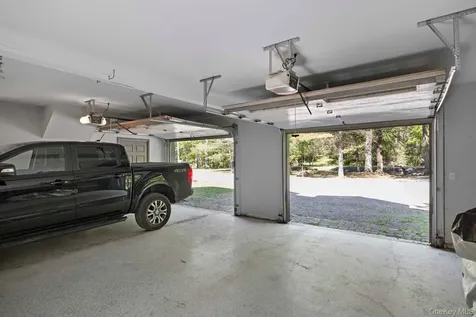 56 Lauren Court Woodstock NY 12401