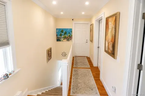 40 Emmett Terrace New Rochelle NY 10805