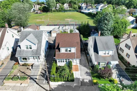 40 Emmett Terrace New Rochelle NY 10805