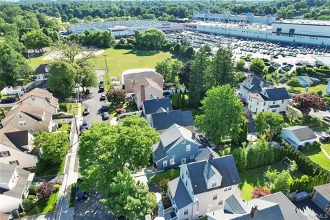 40 Emmett Terrace New Rochelle NY 10805