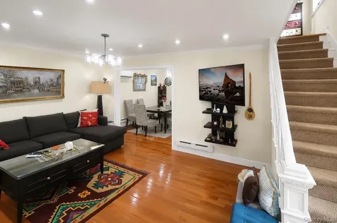 40 Emmett Terrace New Rochelle NY 10805