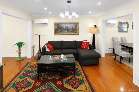 40 Emmett Terrace New Rochelle NY 10805