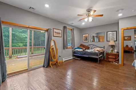 83 Cotter Road Highland NY 12528
