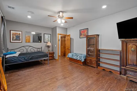 83 Cotter Road Highland NY 12528