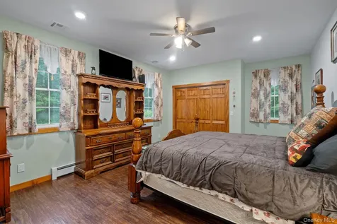 83 Cotter Road Highland NY 12528